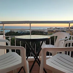 Hercules Paradise 531 Con Vistas Al Mar Mediterraneo En A Pasos Del Centro Y Su Vibrante Zona Comercial Disfruta De Experiencia Unica En La Costa Del Sol Malaga Andalucia Well-connected To The Airport Apartamento Benalmádena